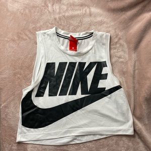 Nike Crop Top
